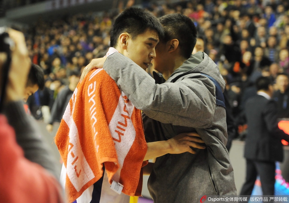 辽宁队确认杨鸣结束15年职业生涯 回顾杨鸣生涯精彩瞬间