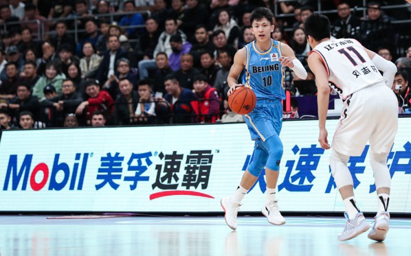 CBA第8轮:辽宁109-91北京