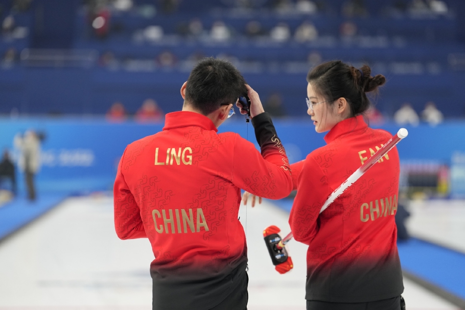 冬奥冰壶混双中国6-7瑞典