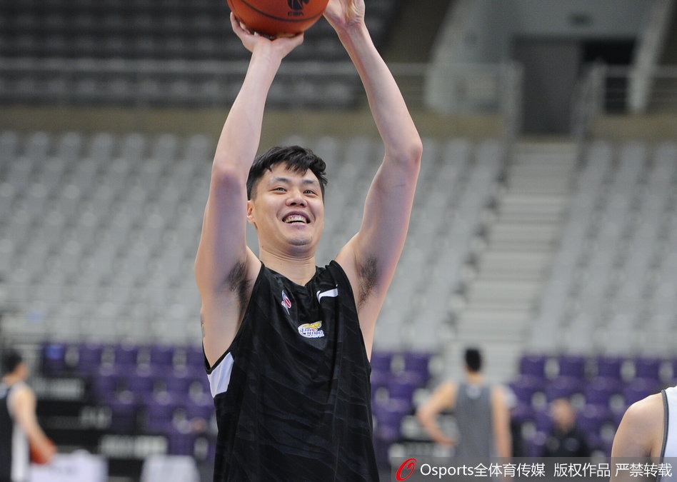 辽宁男篮训练备战