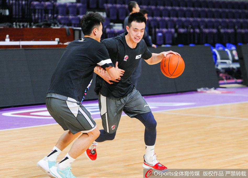 辽宁男篮训练备战