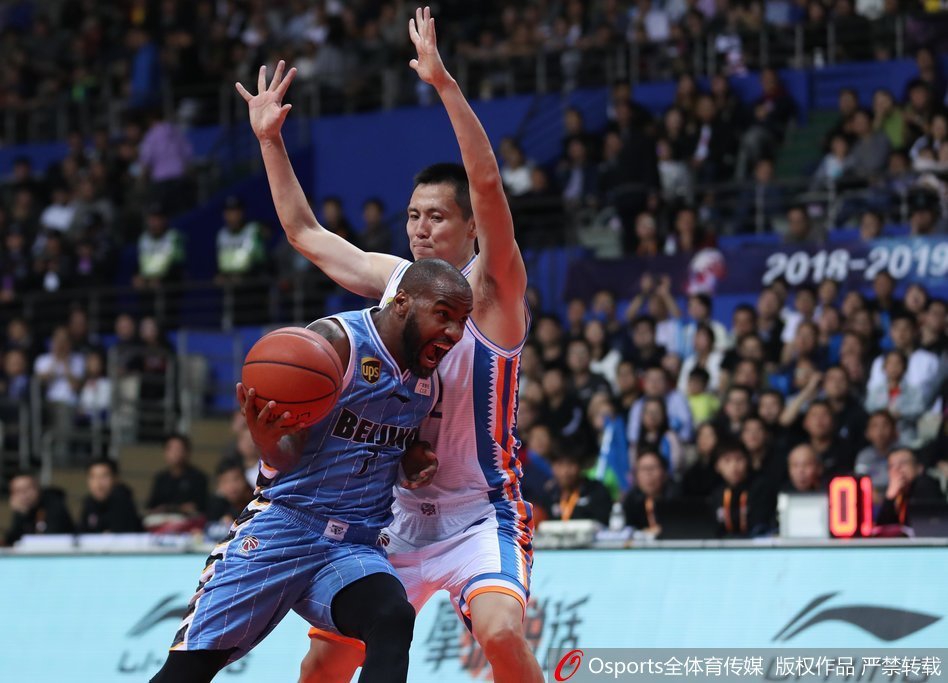 CBA第8轮:上海93-112北京