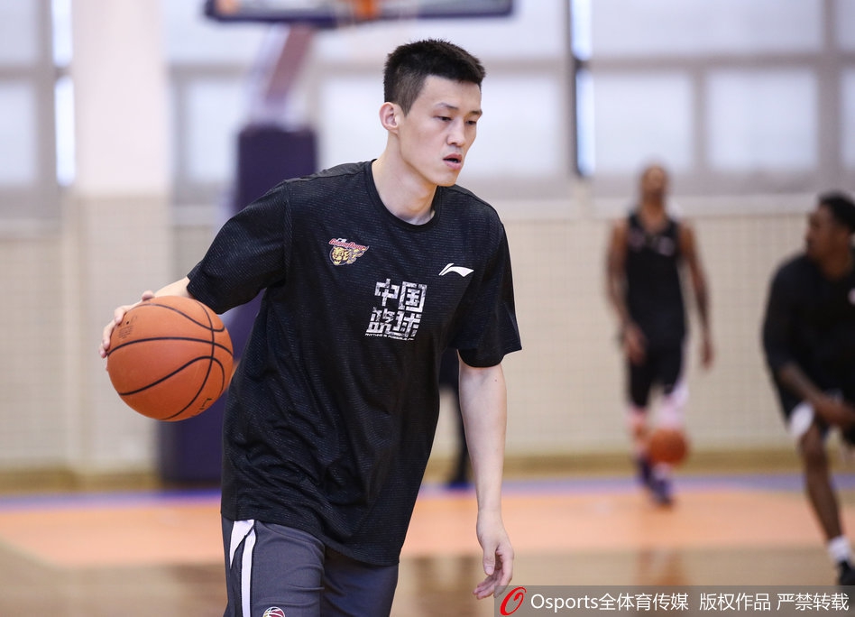 广东男篮训练备战