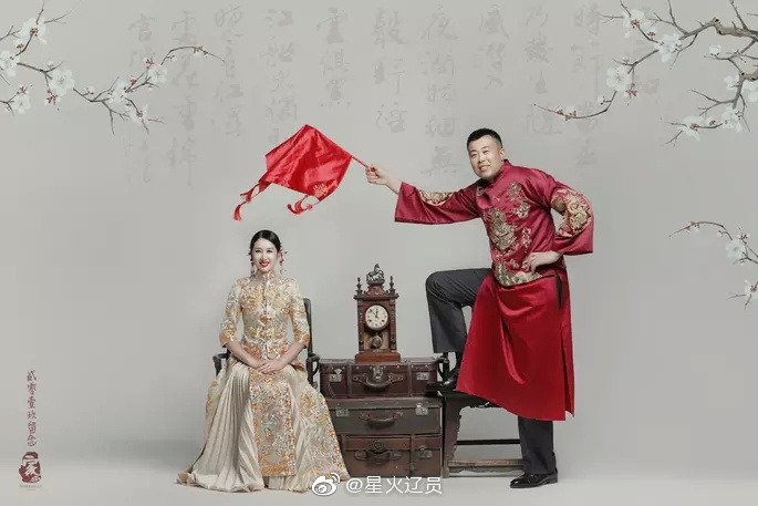 韩德君夫妇婚纱照曝光