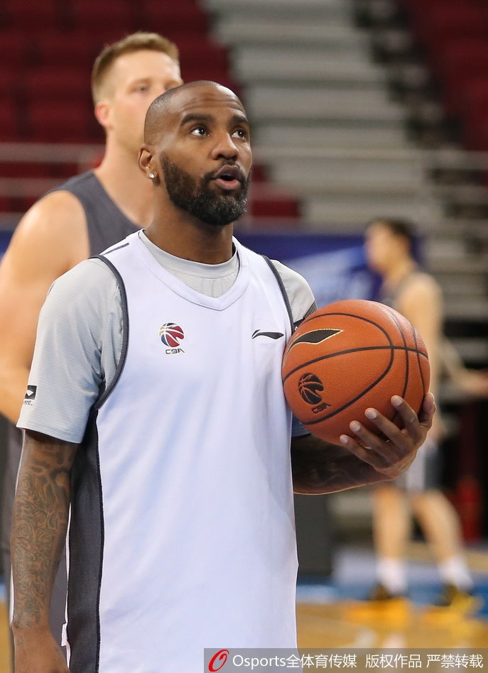 北京男篮备战训练