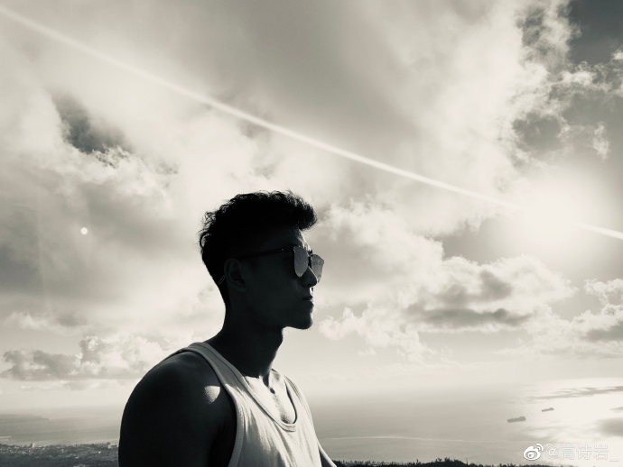 辽篮后卫高诗岩塞班岛度假_高清图集_新浪网