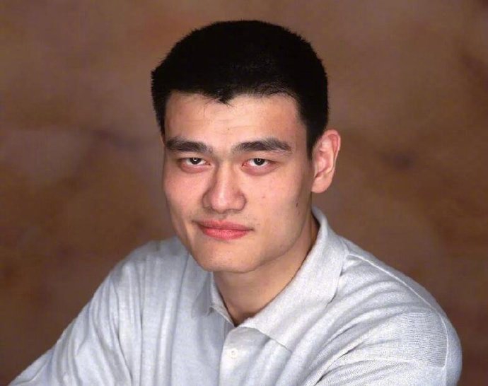 姚主席曾经也是小鲜肉