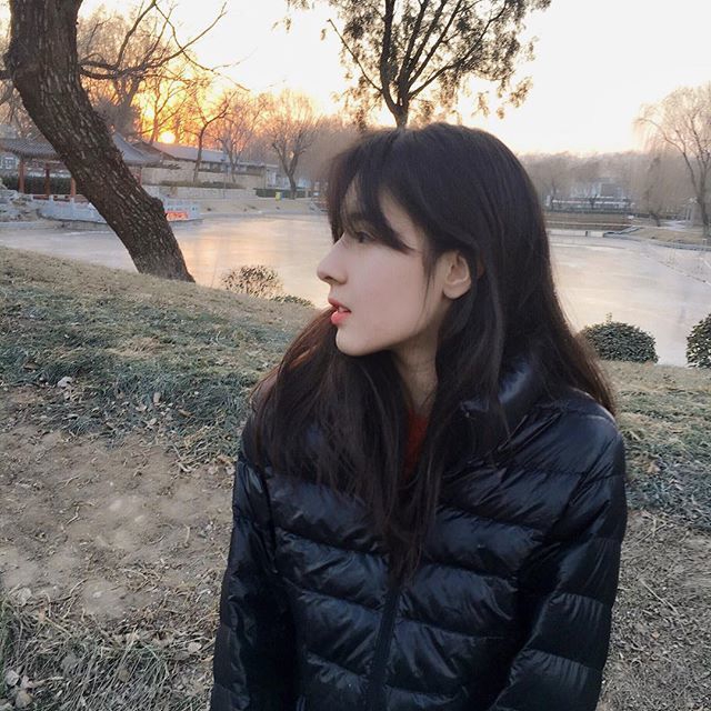 阿的江女儿迷人私房照