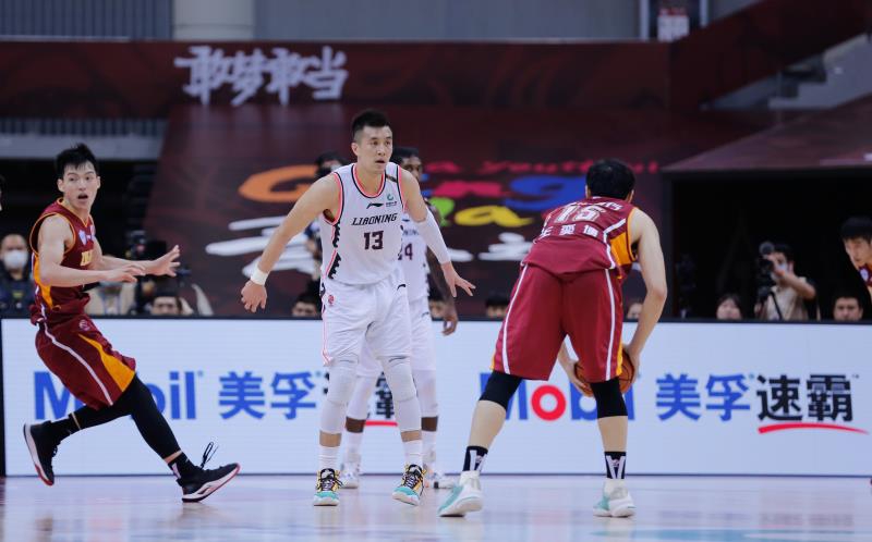 CBA季后赛1/4决赛:辽宁127-123浙江