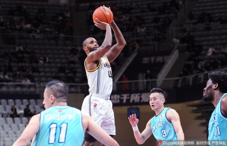 [CBA]青岛108-85辽宁 赵继伟空砍20分