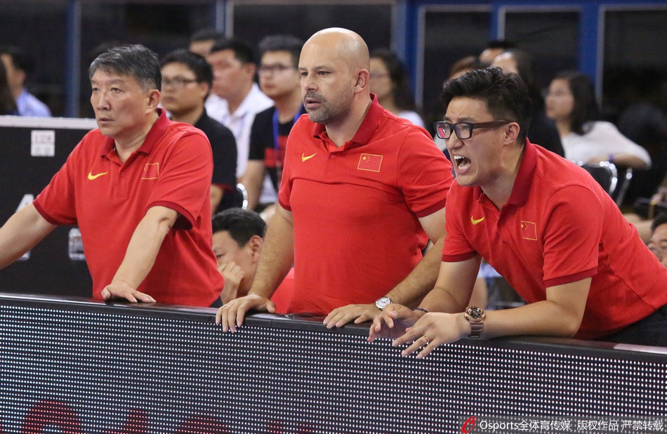 回顾“雅指导”的国家队生涯