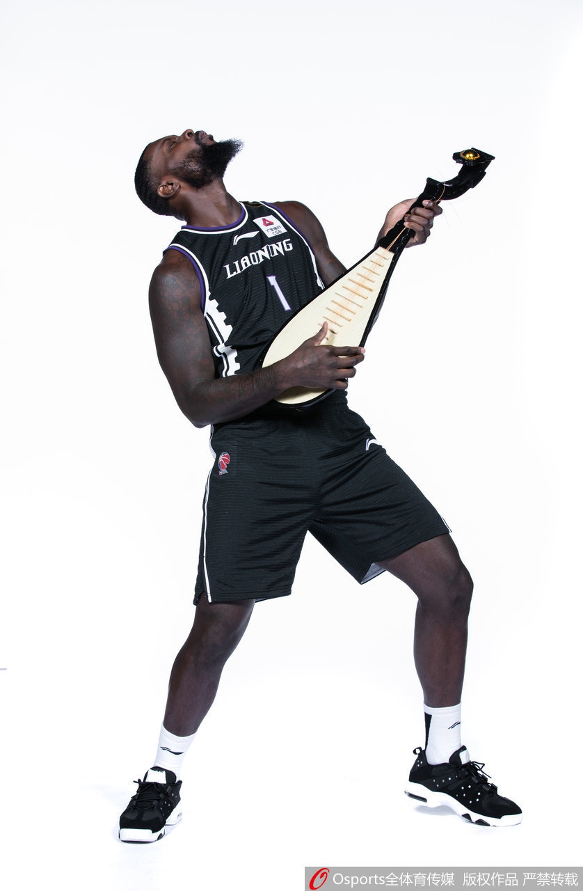 史蒂芬森官方写真