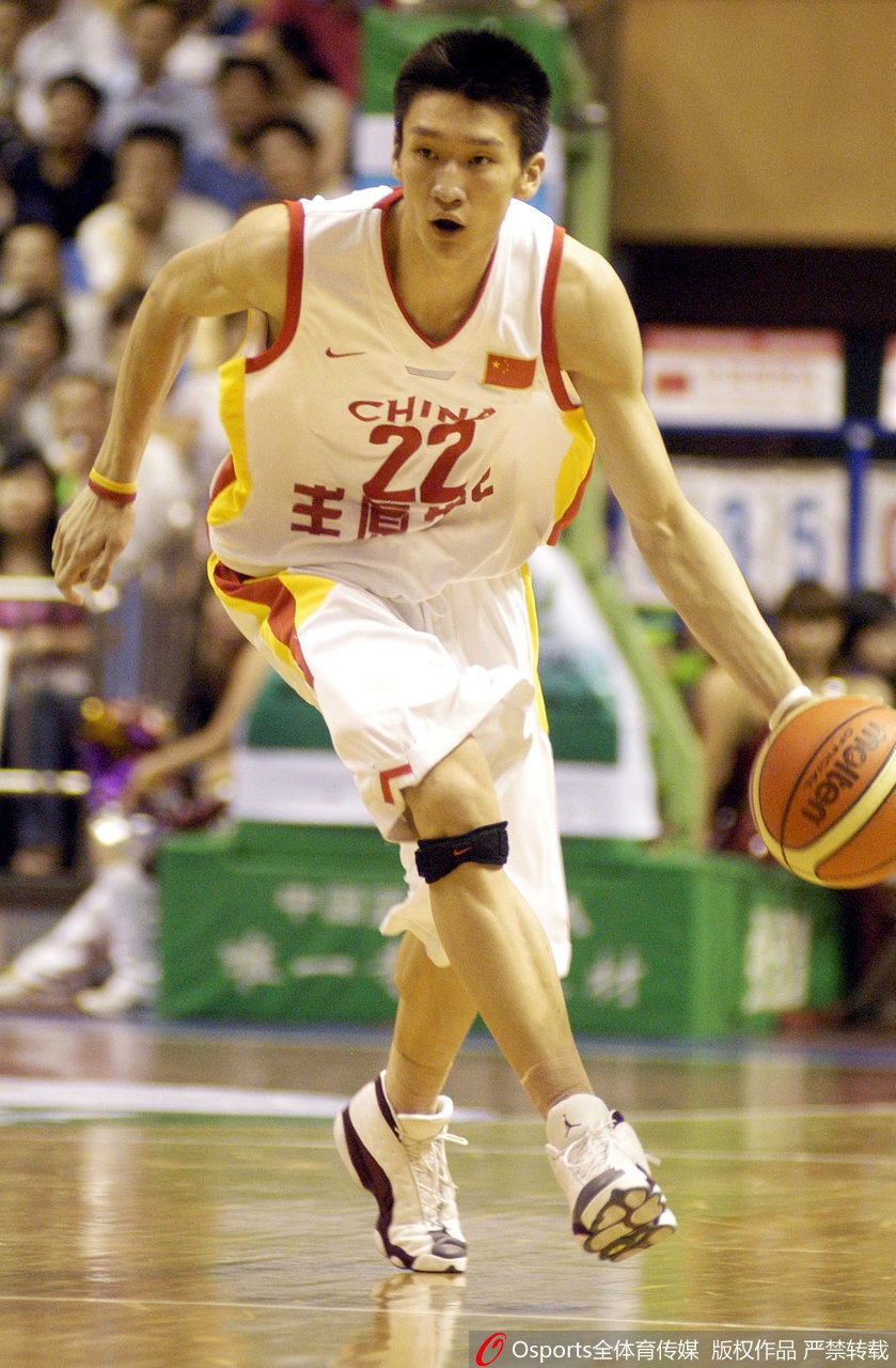 CBA球员青涩照之孙悦