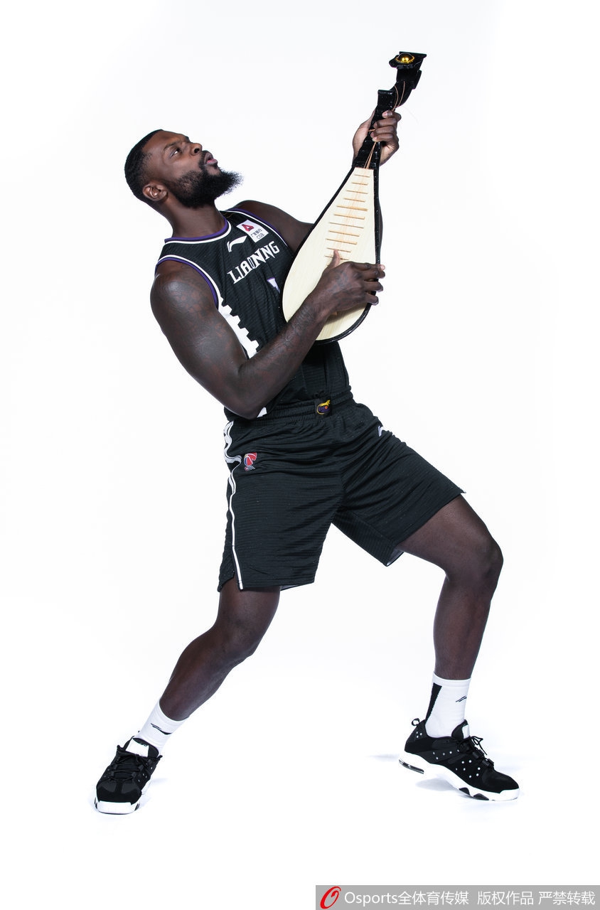 史蒂芬森官方写真