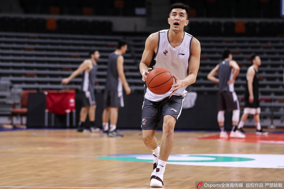 辽宁男篮备战训练