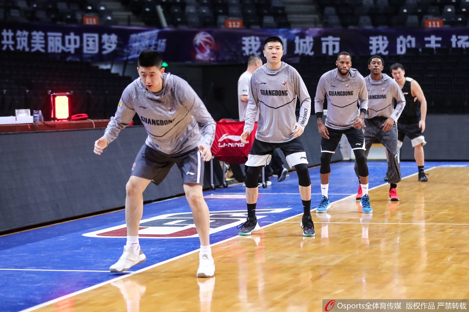 广东男篮训练备战