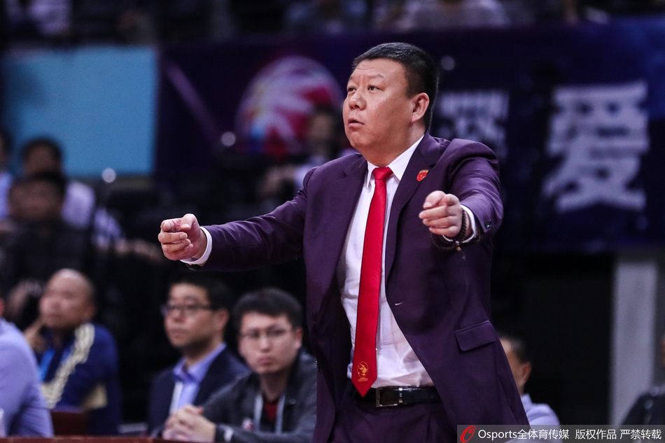 CBA1/4决赛：深圳88-104北京