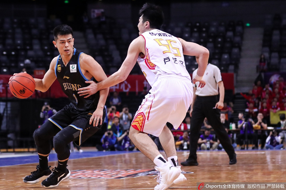 CBA1/4决赛：深圳88-104北京