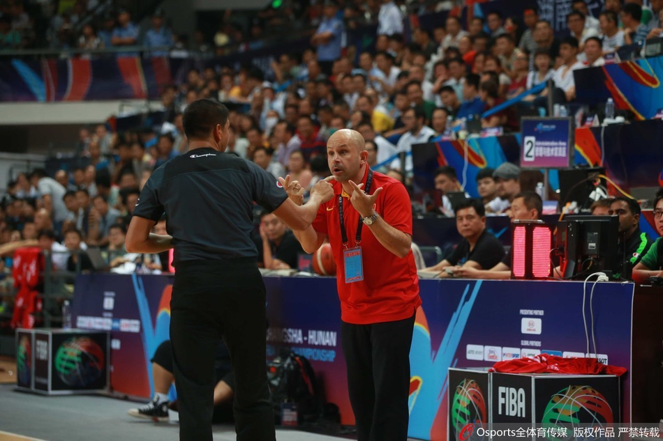 回顾“雅指导”的国家队生涯