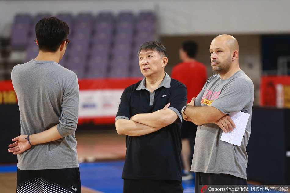 回顾“雅指导”的国家队生涯