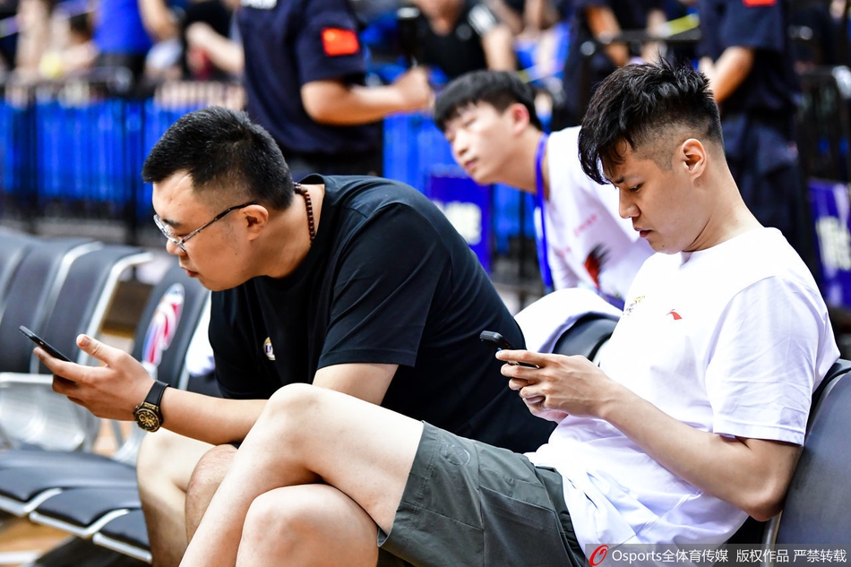 CBA夏联:北京57-69辽宁