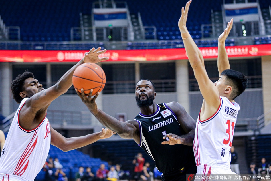 季前赛：青岛96-98辽宁