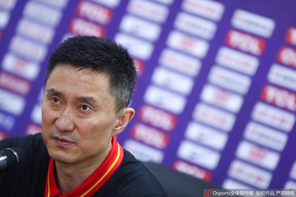 李楠国家队执教生涯回顾