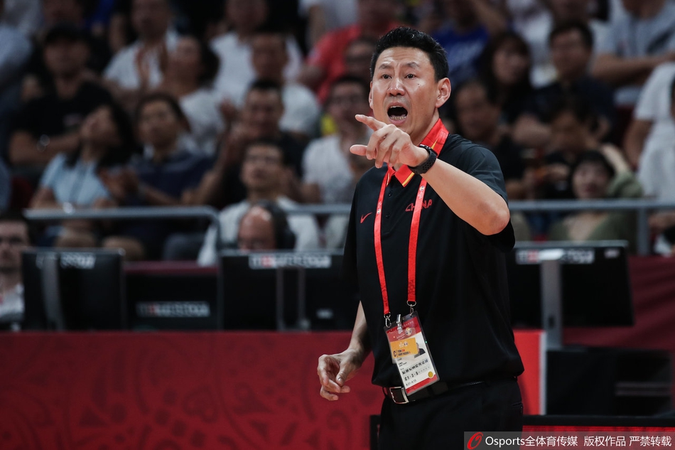 李楠国家队执教生涯回顾