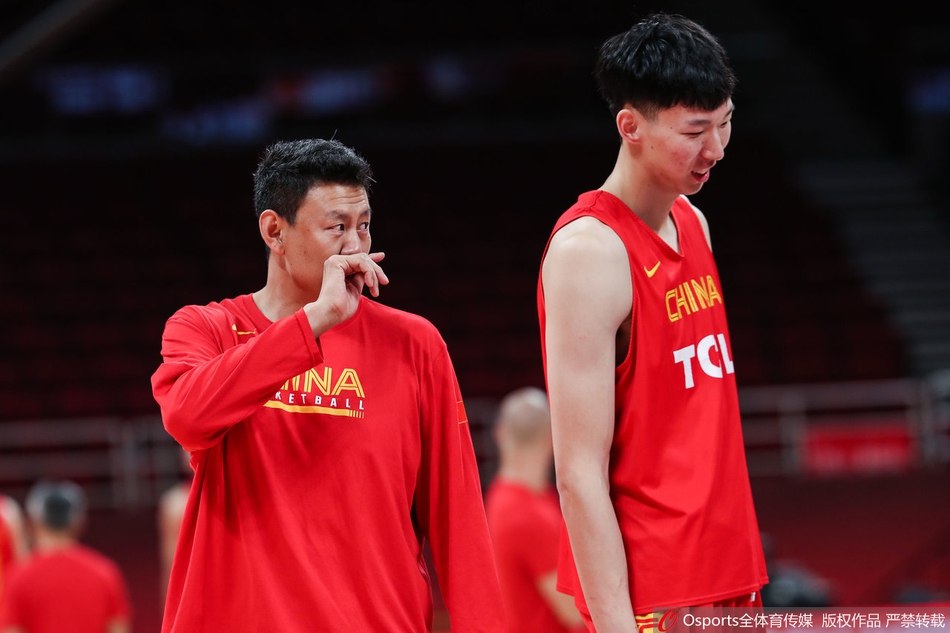 李楠国家队执教生涯回顾