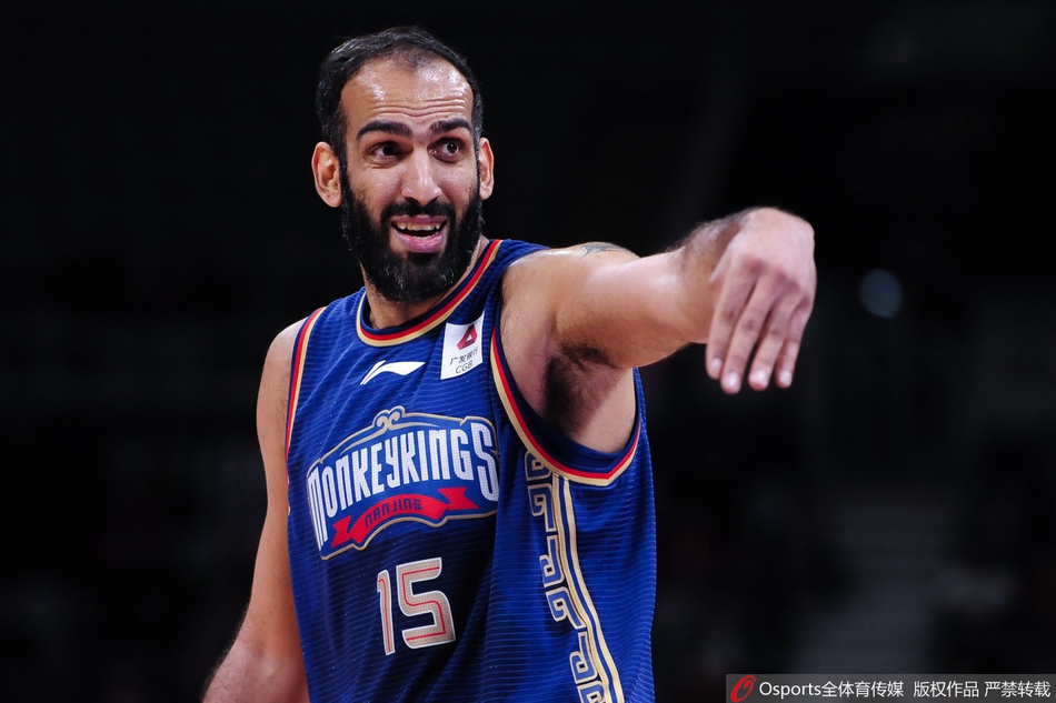 CBA第5轮:辽宁126-107同曦