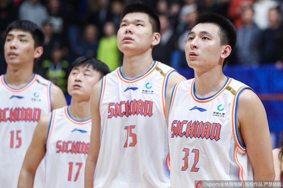 CBA第5轮:四川VS广东