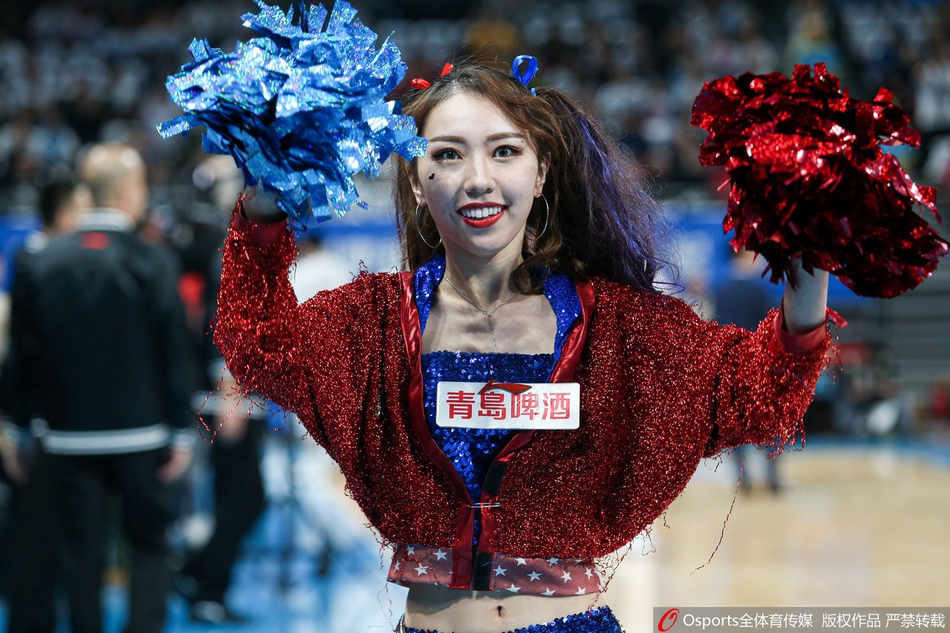 CBA第7轮:篮球宝贝热舞助威