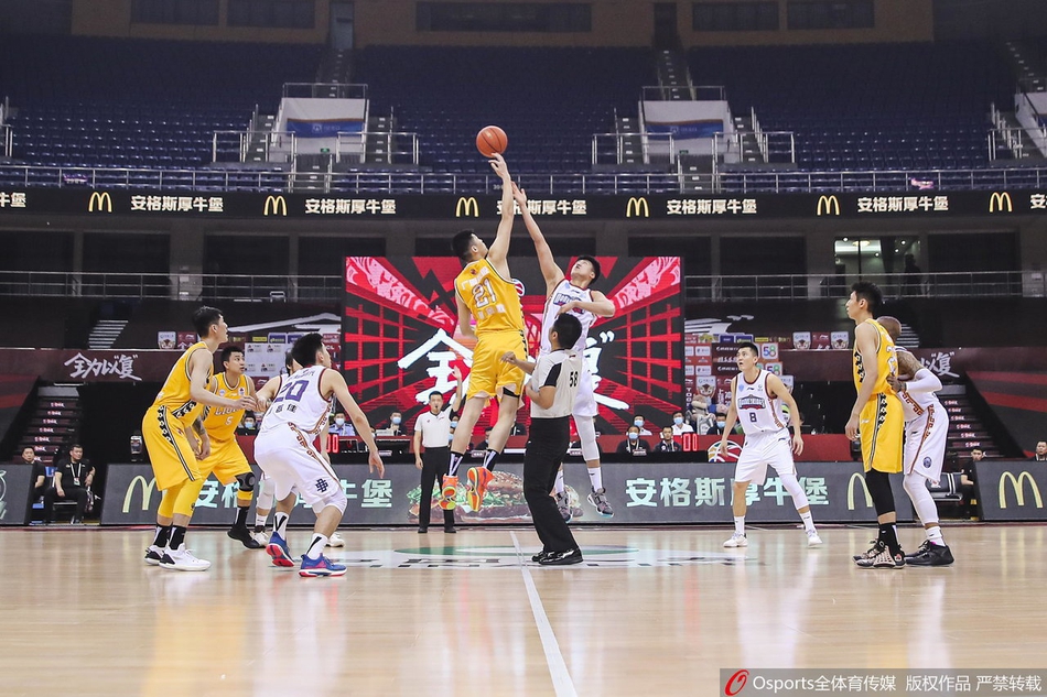 CBA复赛：同曦95-112广厦