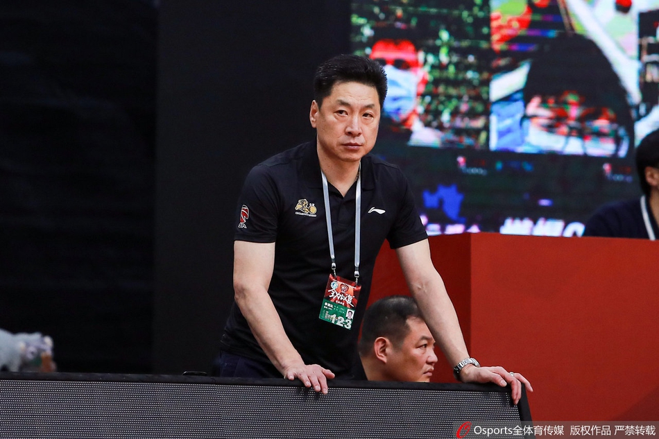 CBA复赛：同曦95-112广厦