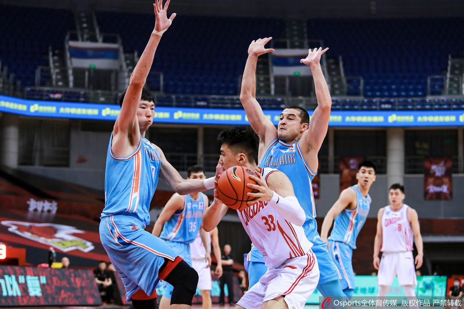 CBA复赛：青岛VS新疆