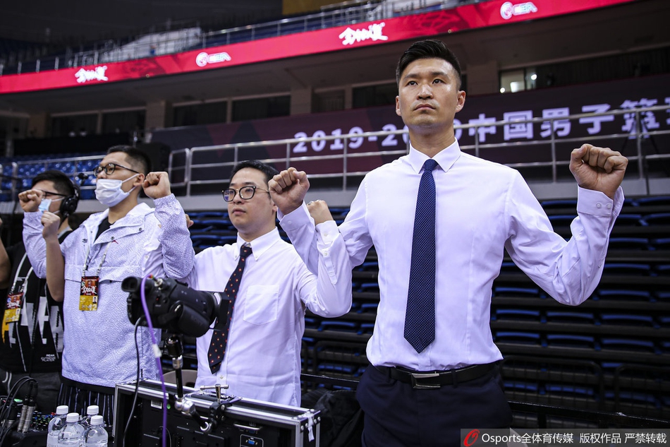 CBA为抗疫烈士和逝世同胞默哀