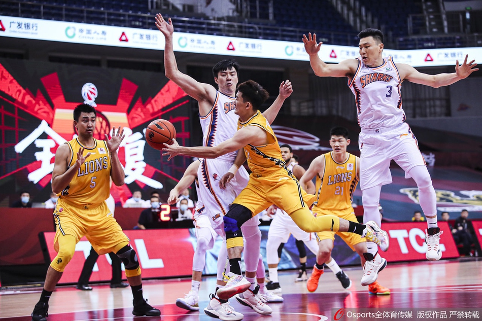 CBA复赛第3日精彩瞬间