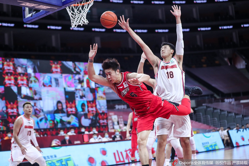 CBA复赛：深圳104-139广东
