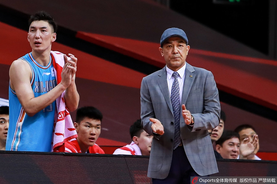 CBA复赛：新疆102-82八一