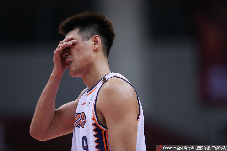 CBA复赛第3日精彩瞬间