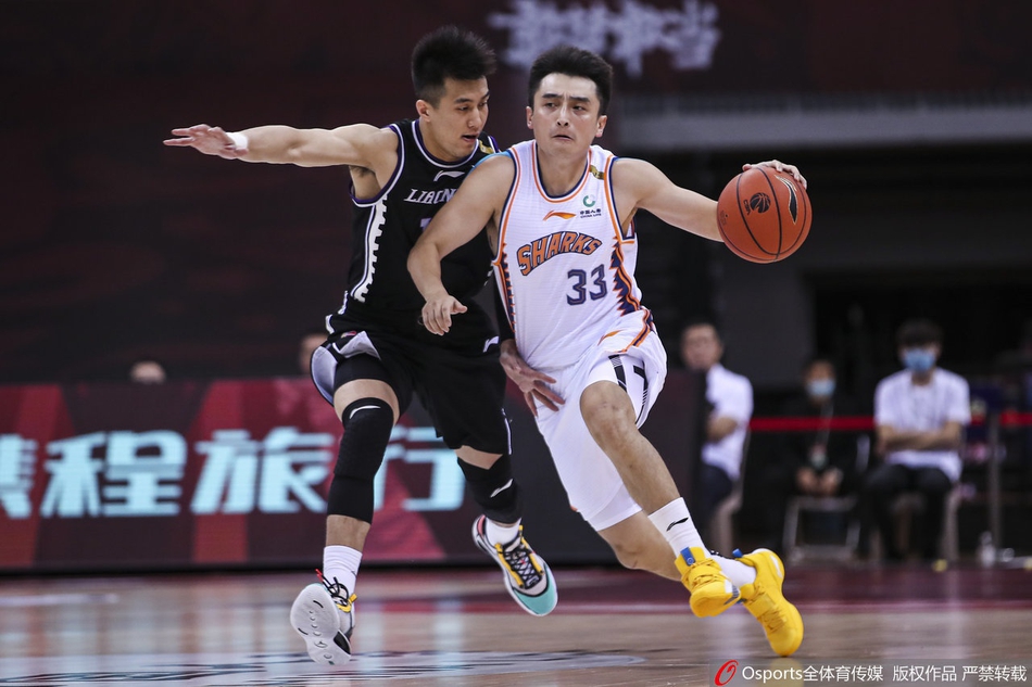 CBA复赛：上海vs辽宁