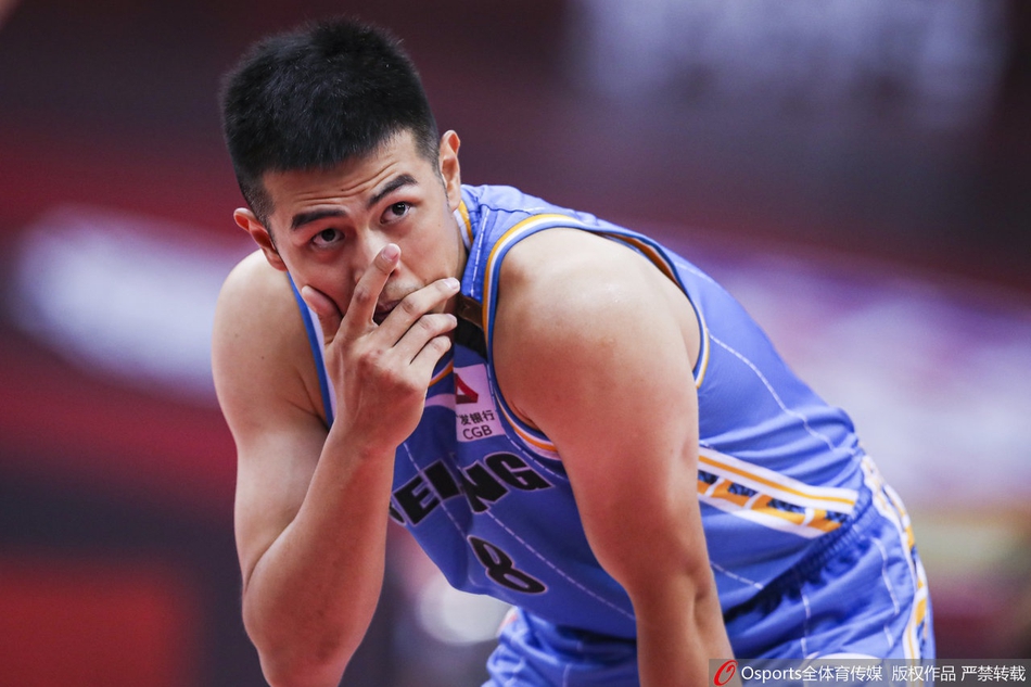 CBA复赛：新疆67-78北京