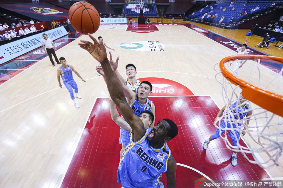 CBA复赛：广厦100-87北京