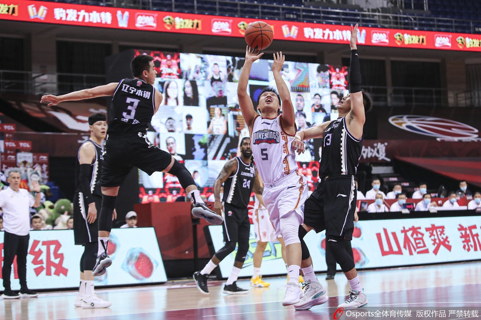 CBA复赛：同曦107-120辽宁