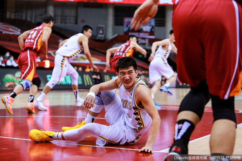 CBA复赛：广厦vs浙江