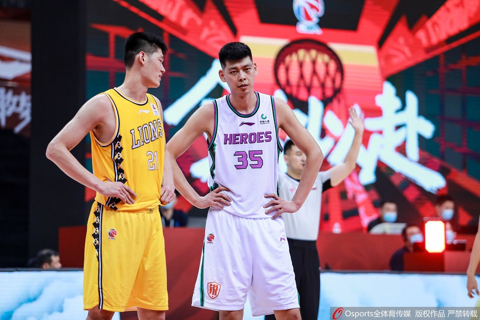 CBA复赛：山东84-100广厦