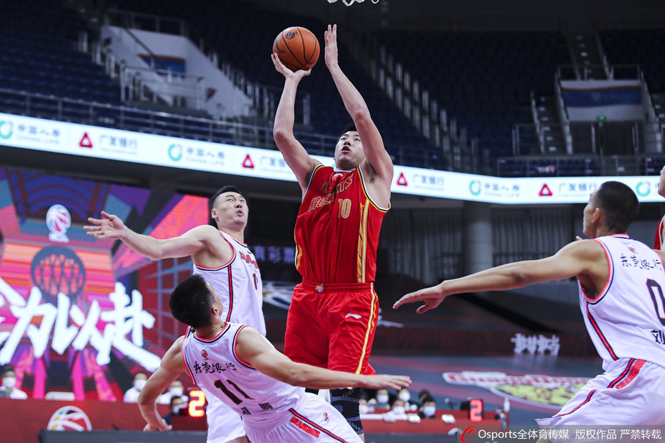 CBA复赛：广东116-108八一