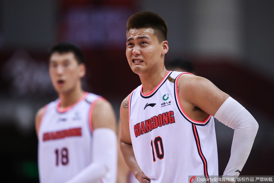 CBA复赛：广东116-108八一