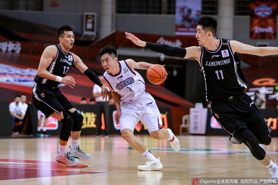 CBA复赛：天津78-133辽宁