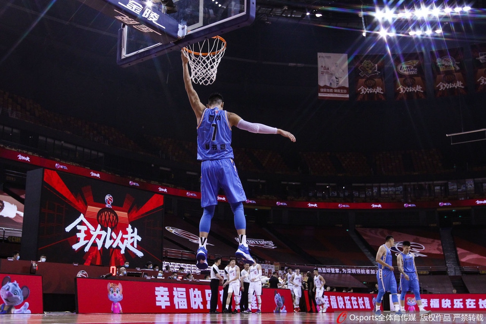 CBA复赛：深圳81-90北京